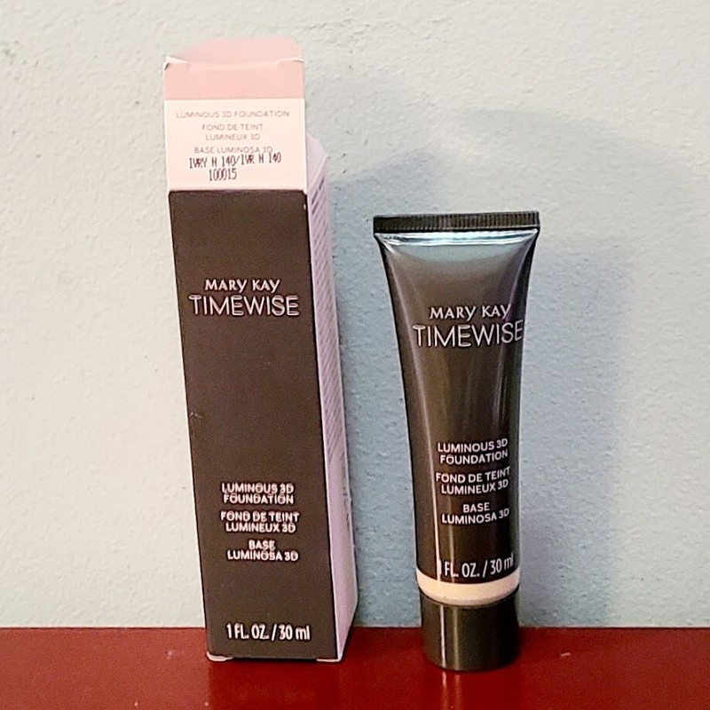 Mary Kay Timewise Luminous 3d Foundation ivory N140 Normal to Dry – Open Box