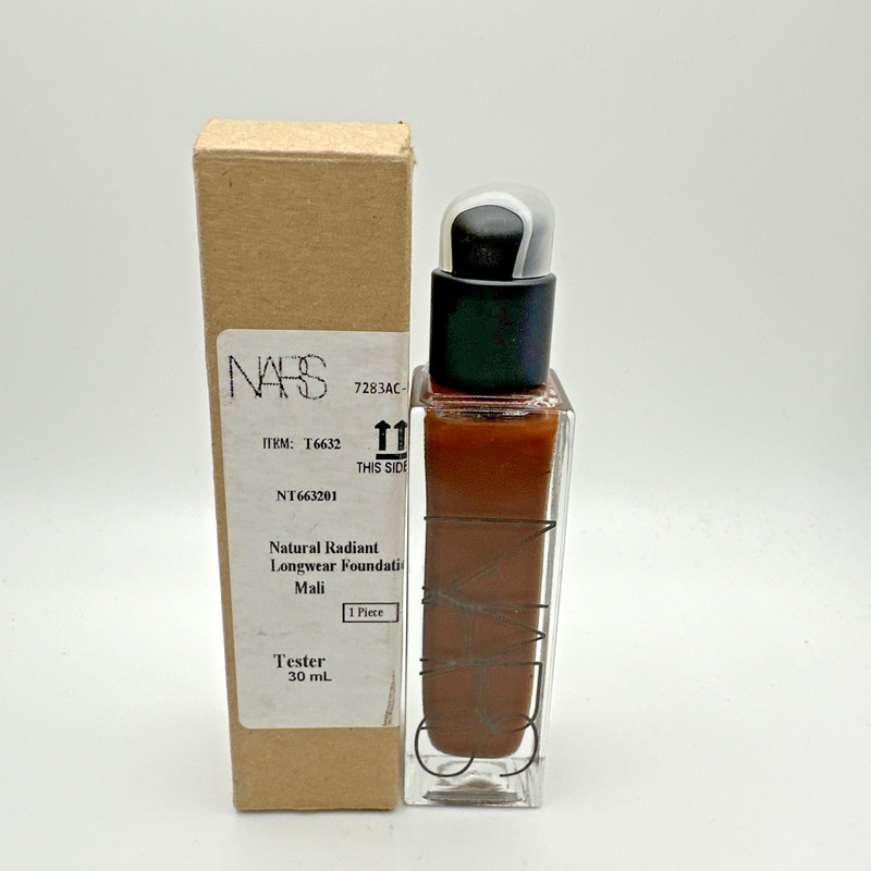 NARS – NATURAL RADIANT LONGWEAR FOUNDATION MALI D6 New Tester As Shown