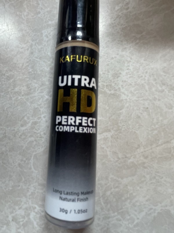 Ultra HD Perfect Complexion liquid foundation tan/light beige