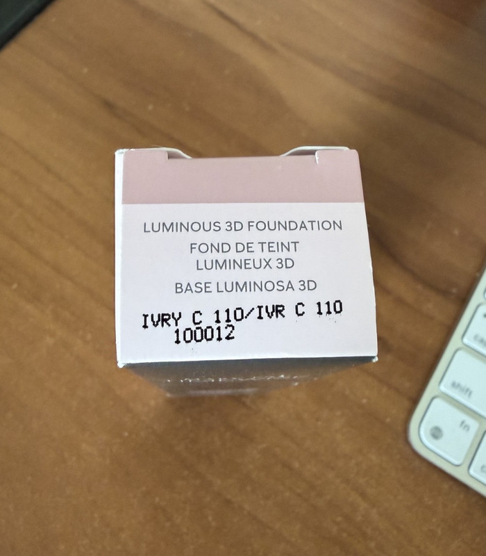 Mary Kay Timewise * Luminous 3-D Foundation * Ivory * C1 * 100012 (Dry 2 Normal)