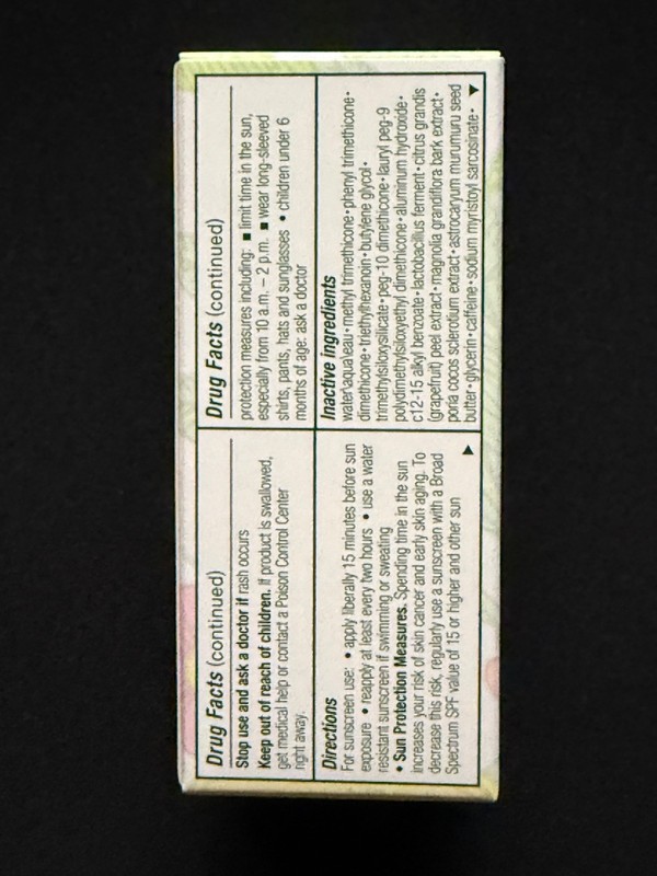 Clinique Redness Solution Makeup Broad Spectrum SPF 15 - 06 Calming Vanilla -NIB gallery