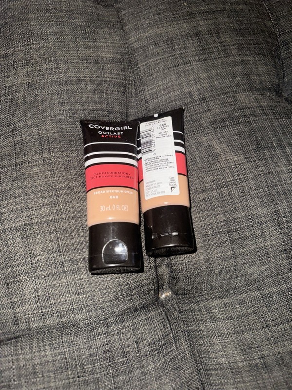 Covergirl Outlast Active 24hr Foundation 860 Classic Tan