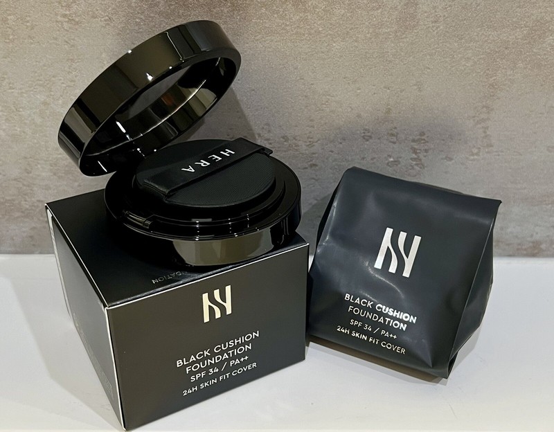 HERA Black Cushion Foundation 15g + Refill 15g SPF34/PA++ 21N1 Exp 2027 NEW