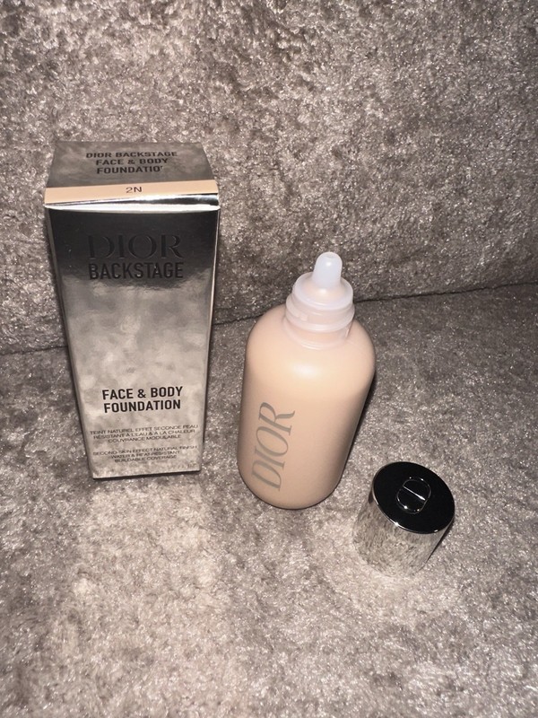 Dior Backstage Face & Body Foundation Shade 2N 50 ml / 1.6 fl oz gallery