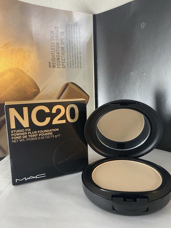 MAC Studio Fix Powder Plus Foundation, 0.52 OZ, Original / Old Formula ~ NC20