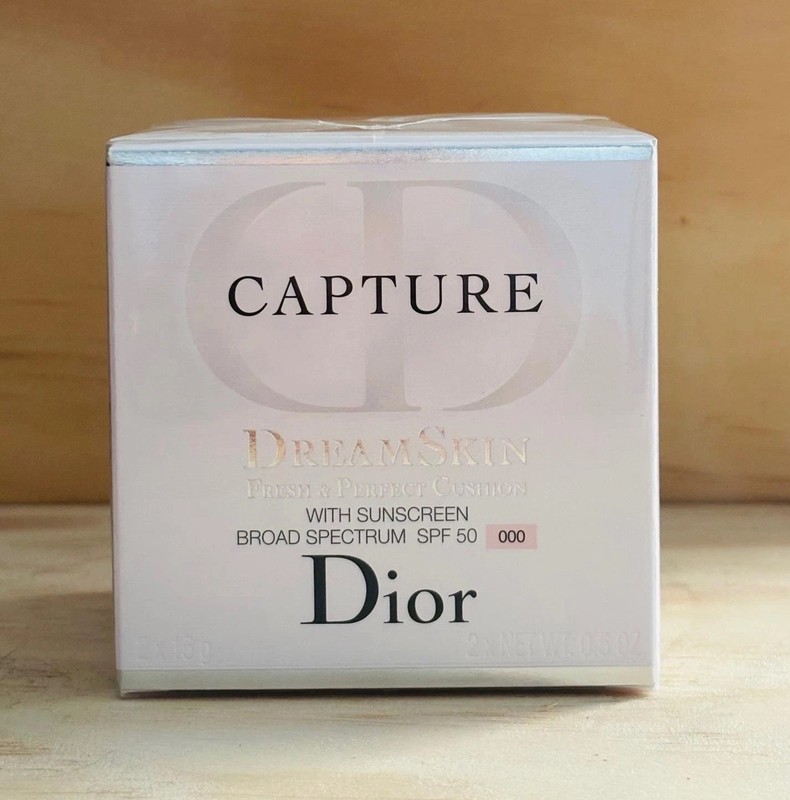 DIOR CAPTURE DREAM SKIN Moist Cushion SPF 50 Compact and Refill # 000 ~ 2 x 15 g