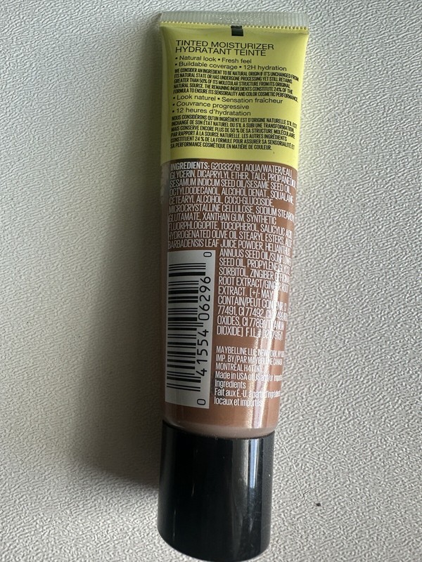 1x - 2x Maybelline Fit Me Tinted Moisturizer 1 oz. (CHOOSE SHADE) gallery
