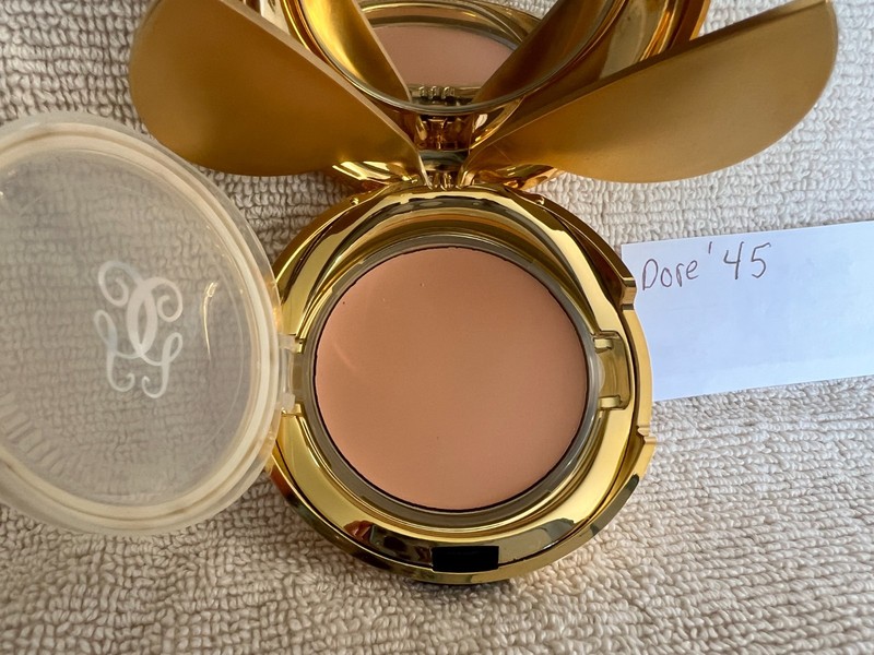 Guerlain Twin Set Compact Creme Foundation SPF 15 Dore # 45 NWOB RARE