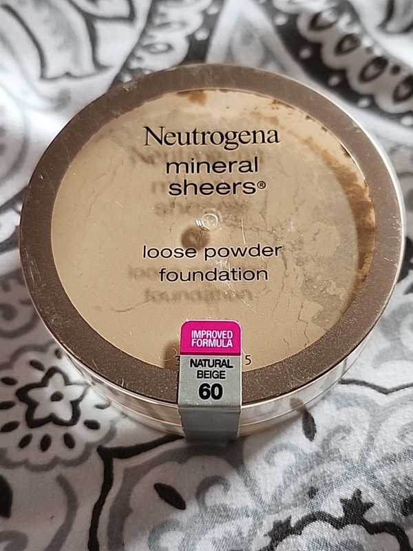 Neutrogena Mineral Sheers Loose Powder Foundation #60 Natural Beige