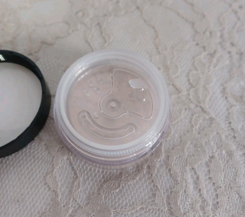 NEW~ BareMINERALS Original Loose Powder Foundation SPF15, 8g FAIRLY MEDIUM 05 gallery