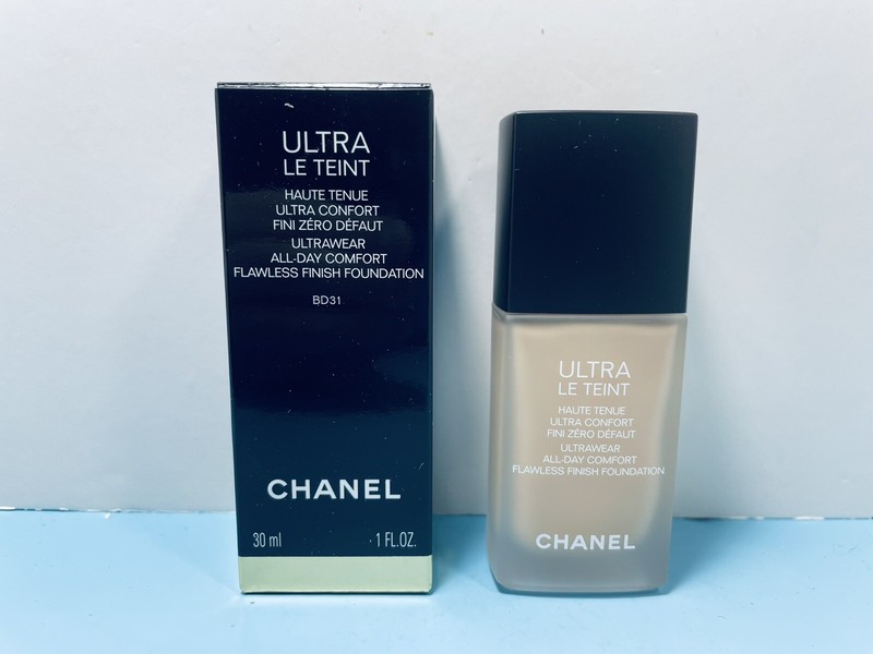 CHANEL – ULTRAWEAR ALL DAY COMFORT FLAWLESS FINISH FOUNDATION -BD31 -1 OZ -BOXED