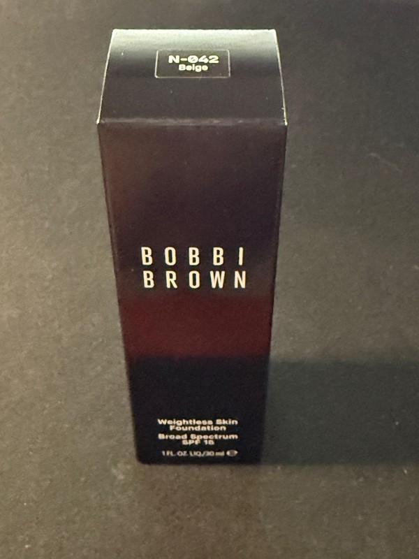 Bobbi Brown Weightless Skin Foundation SPF 15 – N-042 Beige – 1 oz / 30 ml – NIB