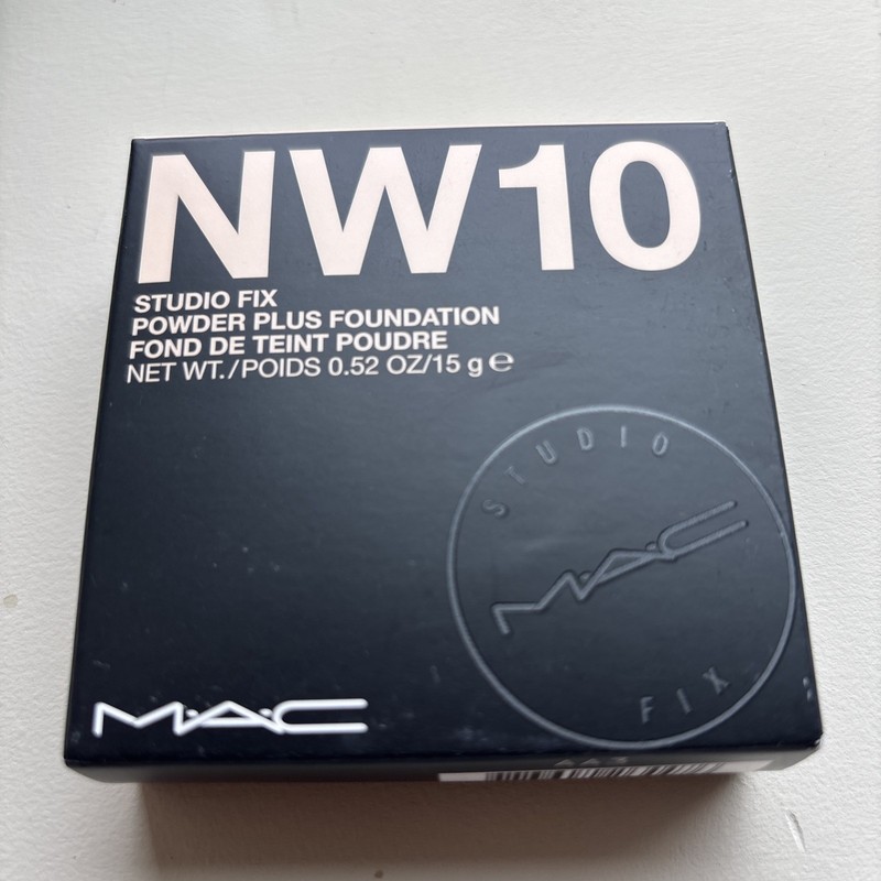 MAC Studio Fix Powder Plus Foundation – NW10