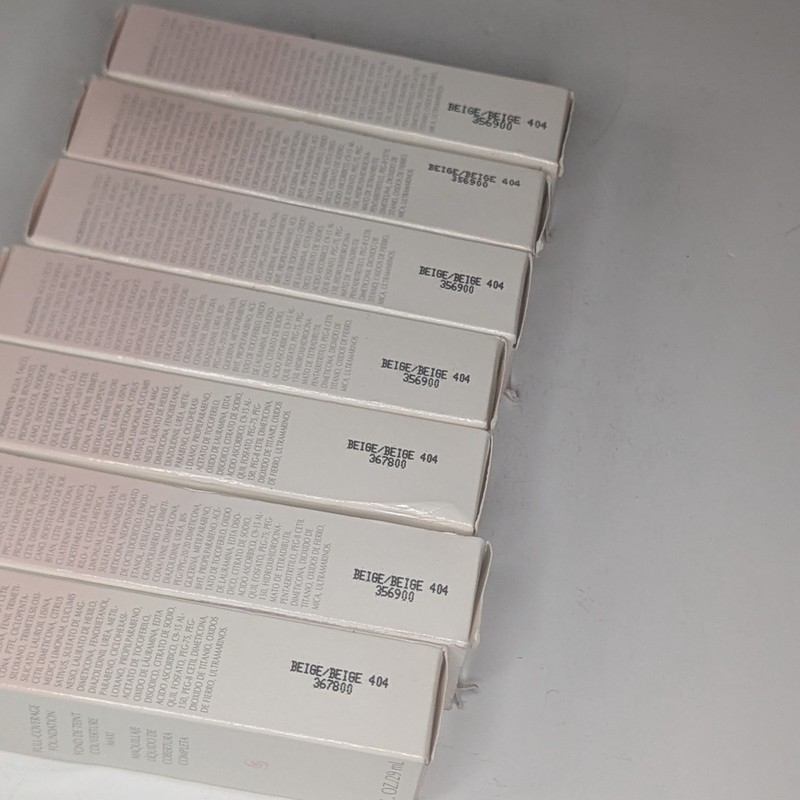 Mary Kay Medium Coverage Foundation Beige 404 356900 Pink Cap gallery