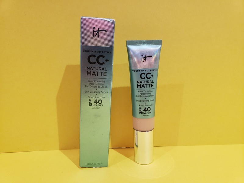 It Cosmetics~CC + Natural Matte Pore Refining Coverage Cream~FAIR 02/2026