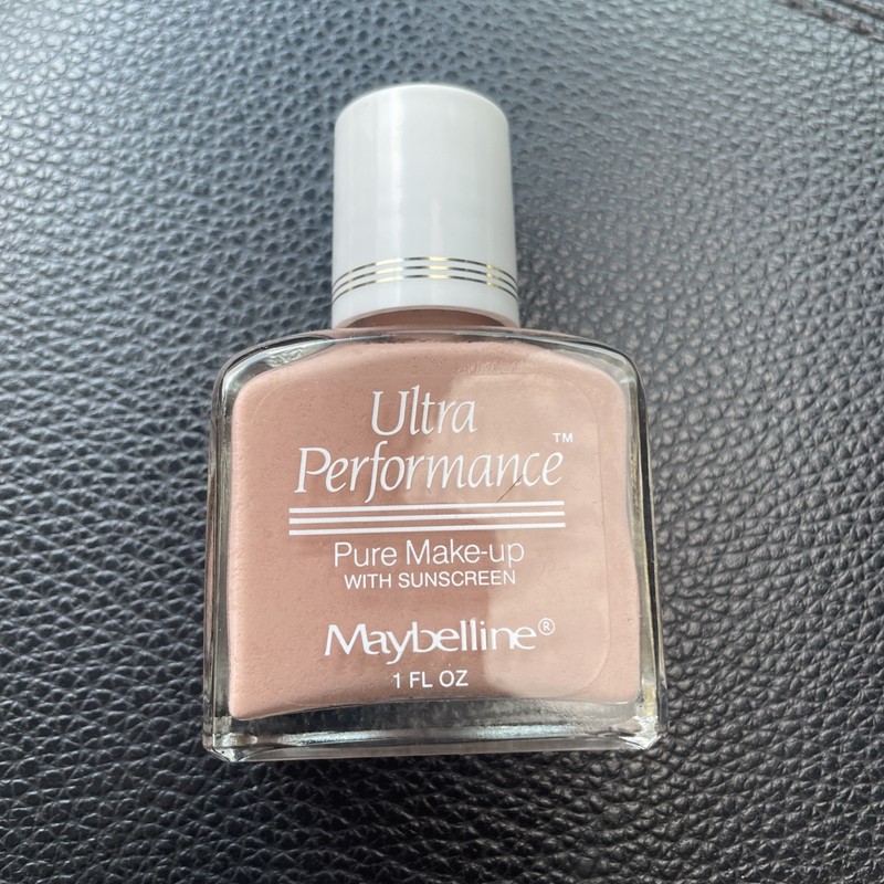 Maybelline Ultra Performance Pure Make-up With Sunscreen, 1 Oz, Classic Rose