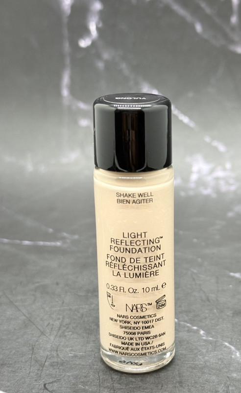 Nars Light Reflecting Foundation Yulong Travel Size -0.33 oz / 10Ml- BN gallery