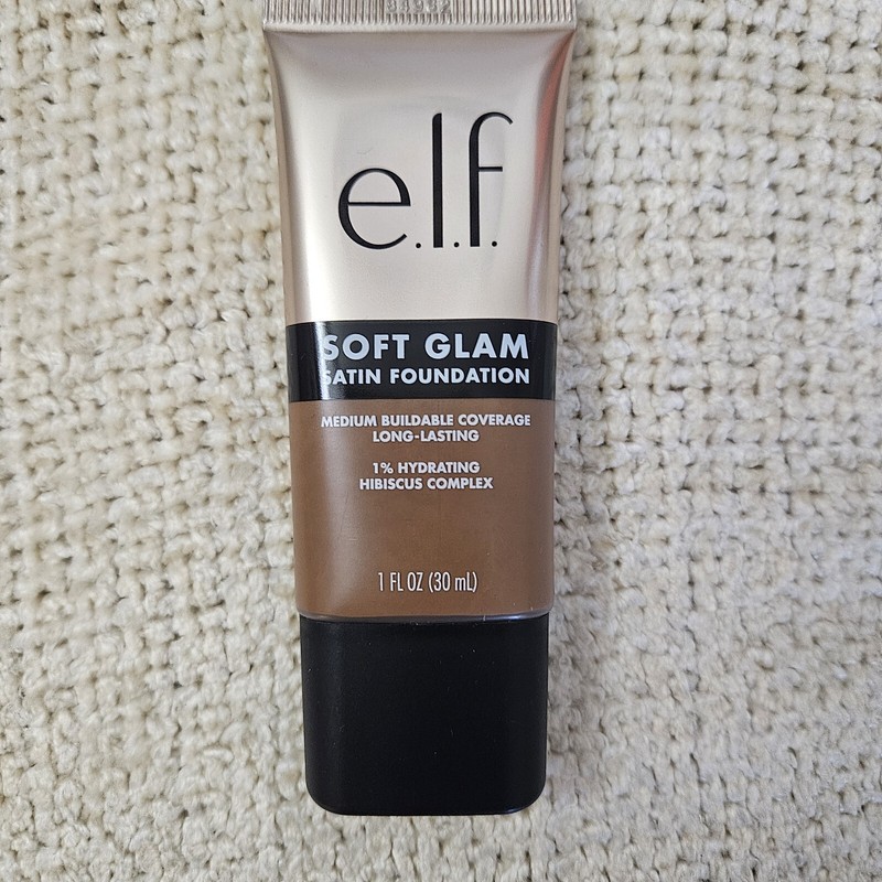 e.l.f Soft Glam Satin foundation Medium Buildable Coverage # 53 Deep Neutral
