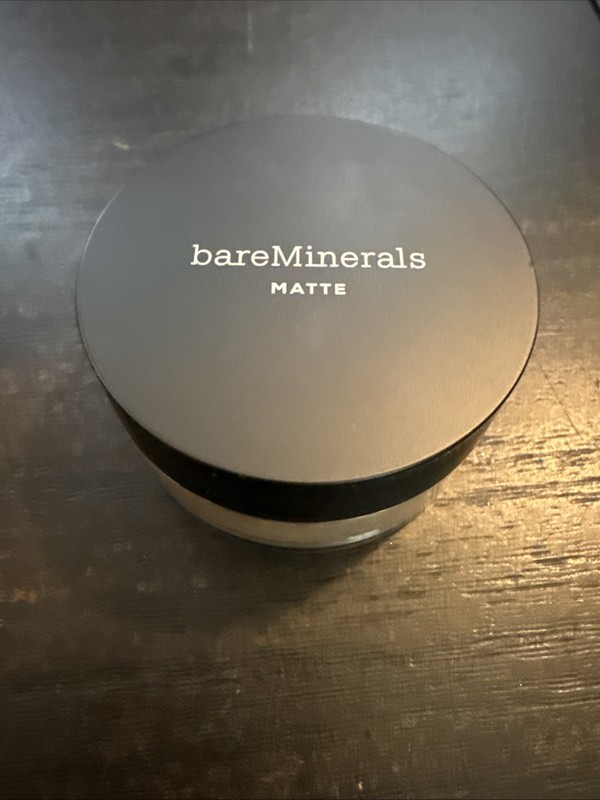 BareMinerals Matte Foundation SPF 15 – 18 Medium Tan ( 6 g )
