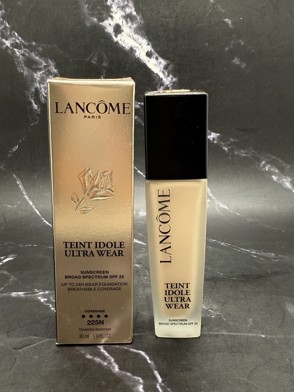 Lancome Teint Idole Ultra Wear Longwear 24H Foundation SPF 25 – 225N – 1 oz Box