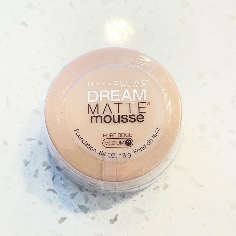 Maybelline Dream Matte Mousse Foundation Pure Beige Medium 2