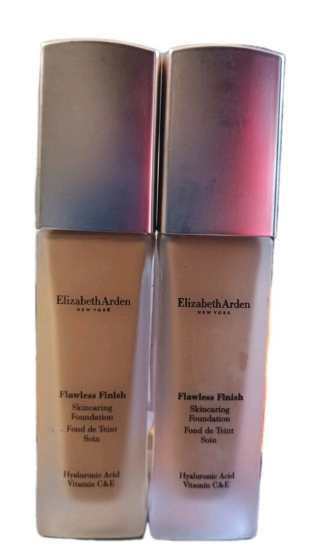 Elizabeth Arden Flawless Finish Skincaring Foundation 430w & 440w