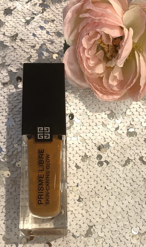 Givenchy Prisme Libre Skin Caring Glow Foundation 6-N405 1 fl Oz New