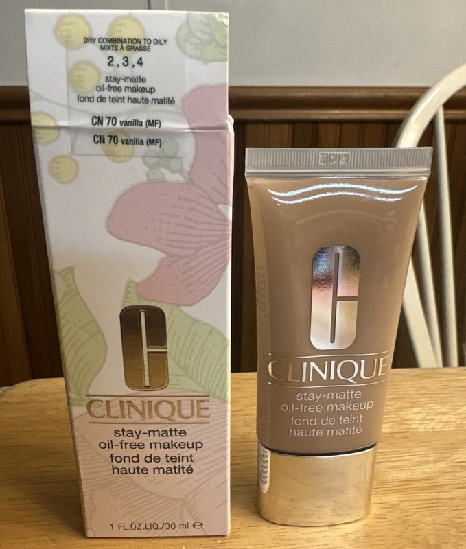 Clinique Stay-Matte Oil-Free Makeup CN VANILLA 1 fl Oz BRAND NEW SEALED