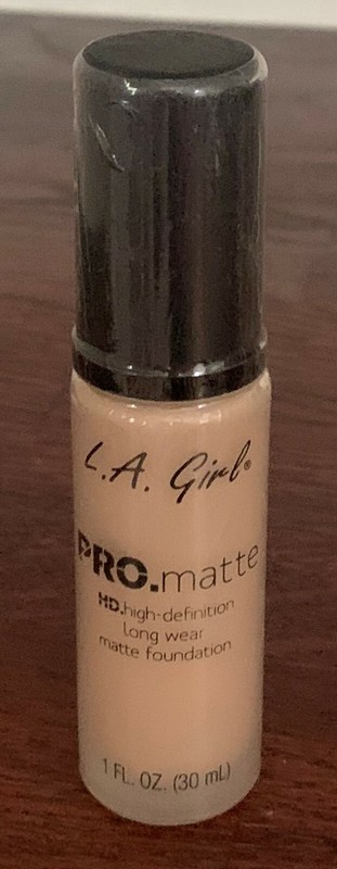L.A. Girl Pro Matte Foundation – GLM716 Nude – 1 fl oz
