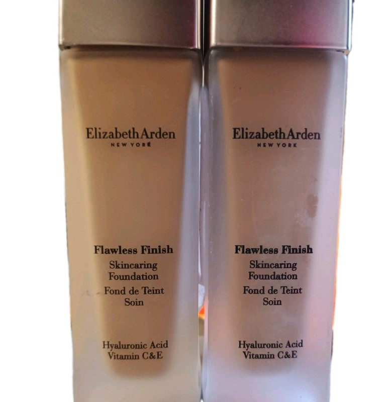 Elizabeth Arden Flawless Finish Skincaring Foundation 430w & 440w gallery