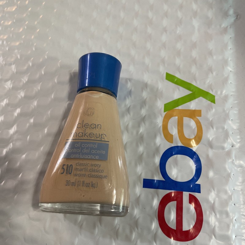ORIGINAL CoverGirl Clean Oil Control Liquid Make Up Foundation 510 CLASSIC IVORY