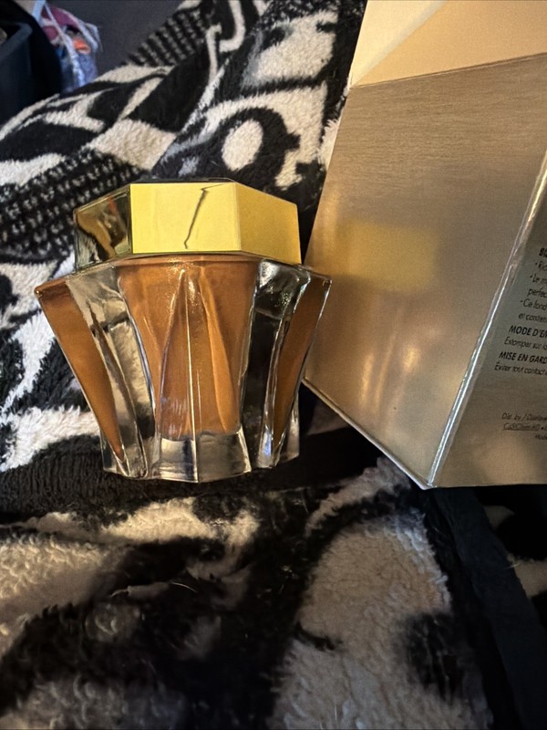 Stila Lingerie Souffle Skin Perfecting Water-based Mousse Foundation Shade 7.0 gallery