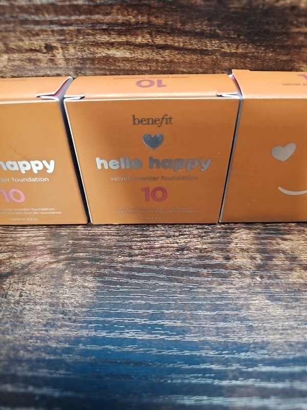 3 BENEFIT COSMETICS Hello Happy Velvet Powder Foundation Shade 10 Medium Warm gallery