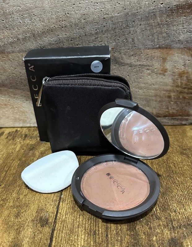 BECCA~Perfect Skin Mineral Powder Foundation~Mink~.33oz~NEW IN BOX/Read