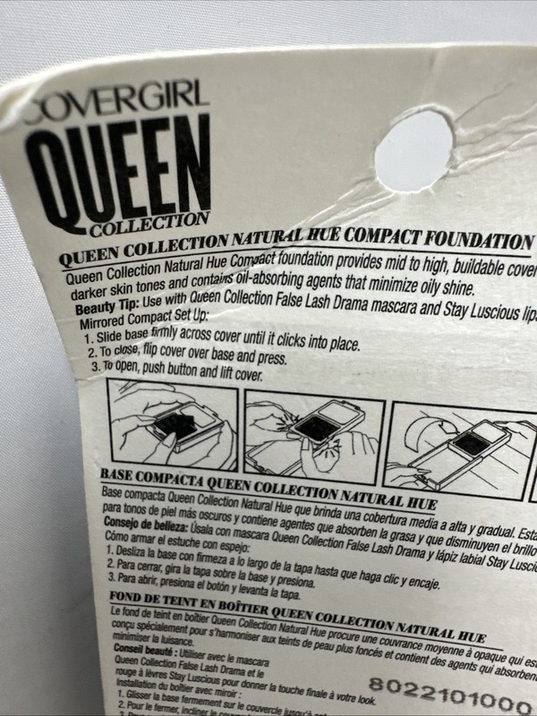 COVERGIRL Queen Natural Hue Compact Foundation #Q510 CLASSIC BRONZE See Photos gallery