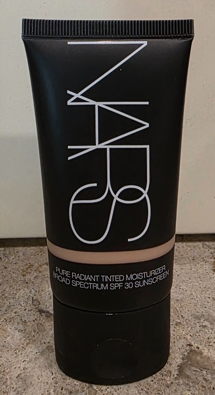 Nars Pure Radiant Tinted Moisturizer SPF30 Groenland Light 3, 1.9 oz. 50 mL gallery
