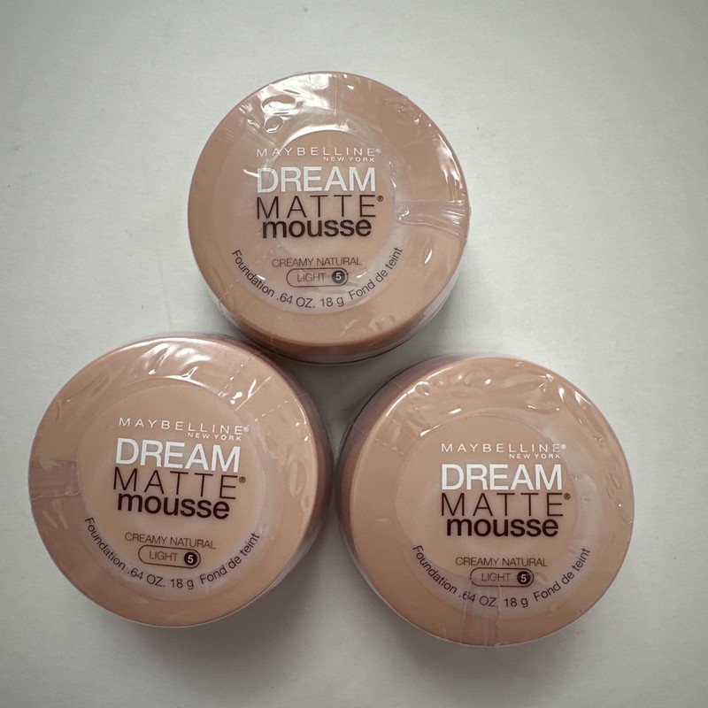 (3) Maybelline Dream Matte Mousse Foundation Creamy Natural Light 5 .64oz