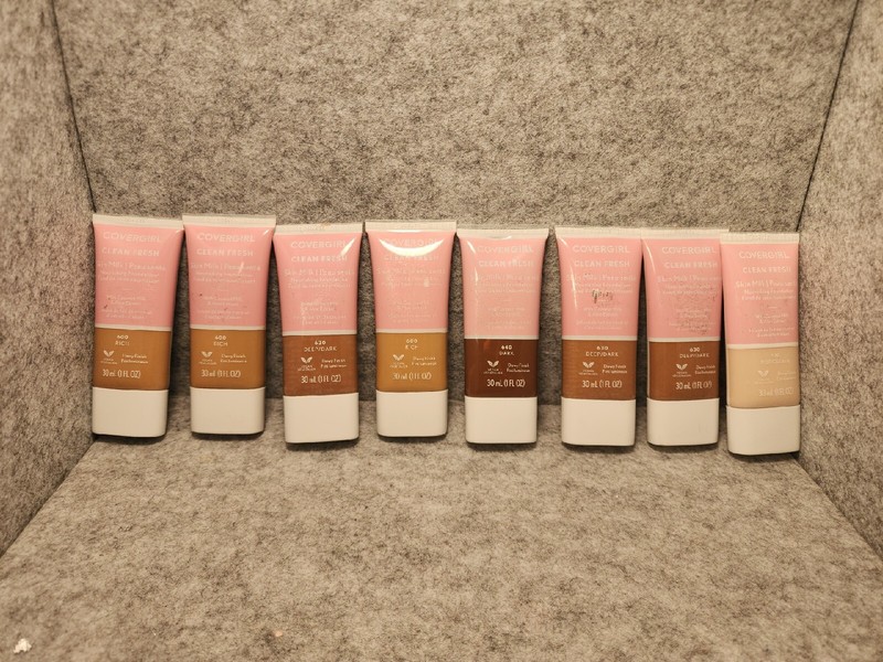 New CoverGirl Clean Fresh Skin Milk Nourishing Foundation #600, 510, 640,630 (8)