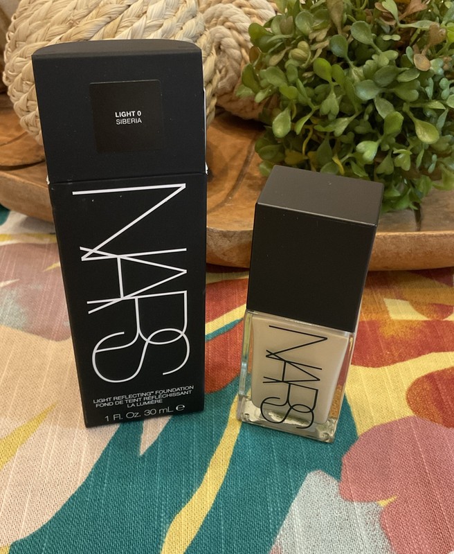 Nars Light Reflecting Foundation SIBERIA Light 0 - Size 30mL / 1 Oz. gallery