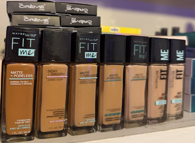 Maybelline New York Fit Me Foundation SPF 30 Clay Vitamin E Matte 1oz ( 7 tones)