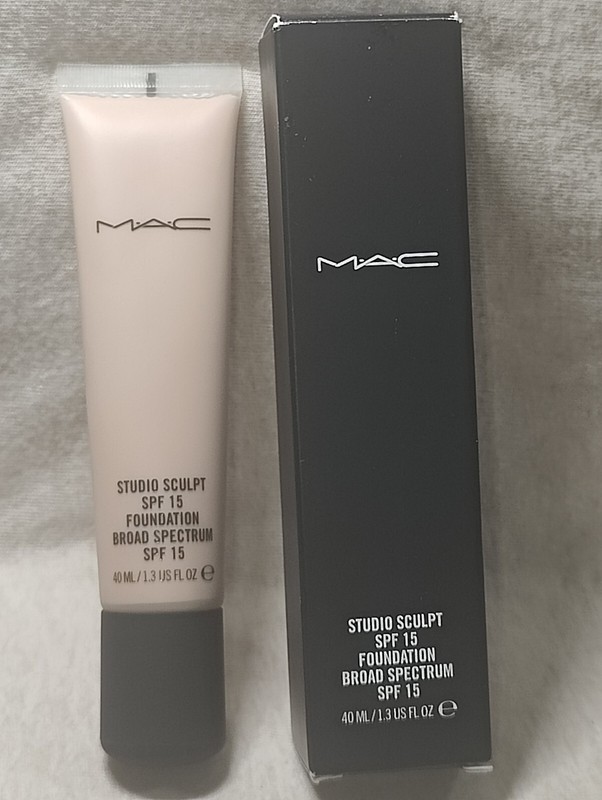 MAC Studio Sculpt SPF 15 Foundation NC15 1.3 oz Sealed {FREE SHIP} PLEASE READ
