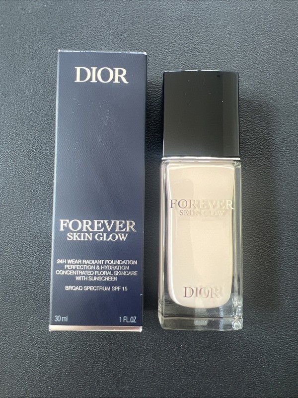 Dior Forever Skin Glow Foundation – 0N NEUTRAL NEW NIB 1 FL. Oz EXP 10/26