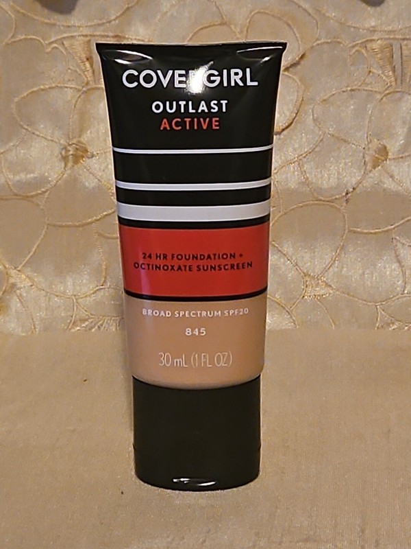 CoverGirl-Outlast-Active 24hr Foundation #845 WARM BEIGE-1 OZ.-NEW! READ!