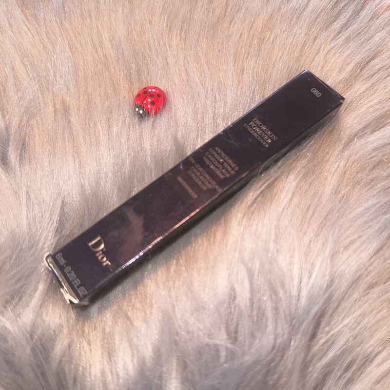 Dior Forever Undercover 060 Moka Mocha