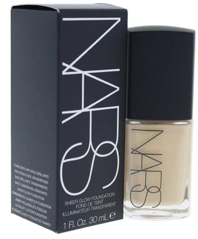 Sheer Glow Foundation – Light 5 FIJI 6044 – Light to Medium by NARS – 1 oz