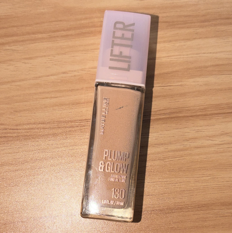 Maybelline New York Lifter Plump & Glow Liquid Foundation 1.0 fl oz / 30 ml
