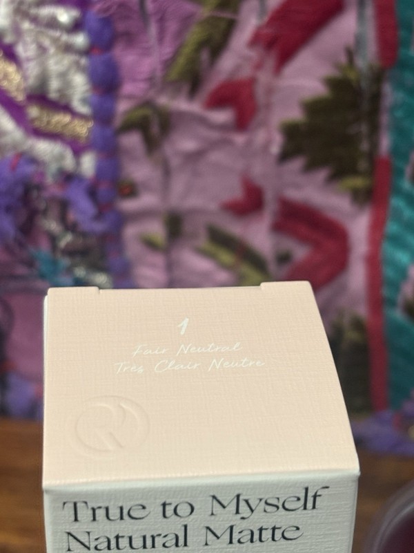 Authentic Rare Beauty True To Myself Matte Foundation In 01 & Sponge + Pouch New gallery