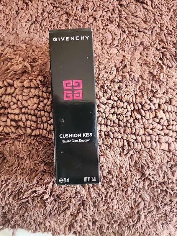 Givenchy Cushion Kiss Soft Balm Gloss, No. 1 Coral Kiss, 0.35 Ounce
