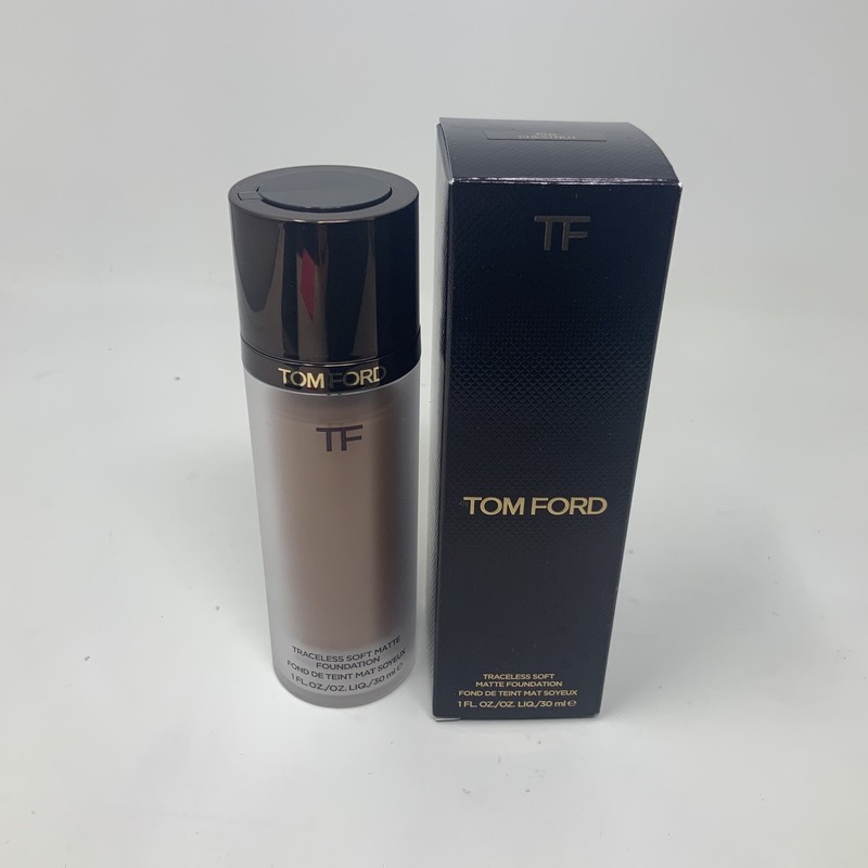 TOM FORD TRACELESS SOFT MATTE FOUNDATION - 10.0 CHESNUT - READ DESCRIPTION gallery