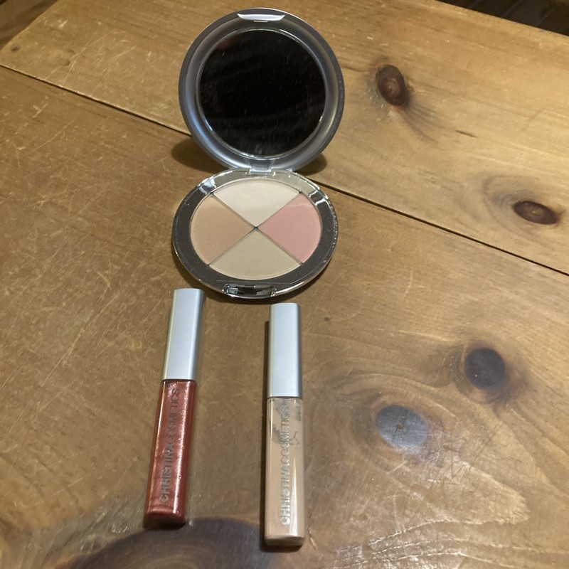 Christina Cosmetics Perfect Pigment 1 Foundation Powder – 8-in-1 Mineral Makeup